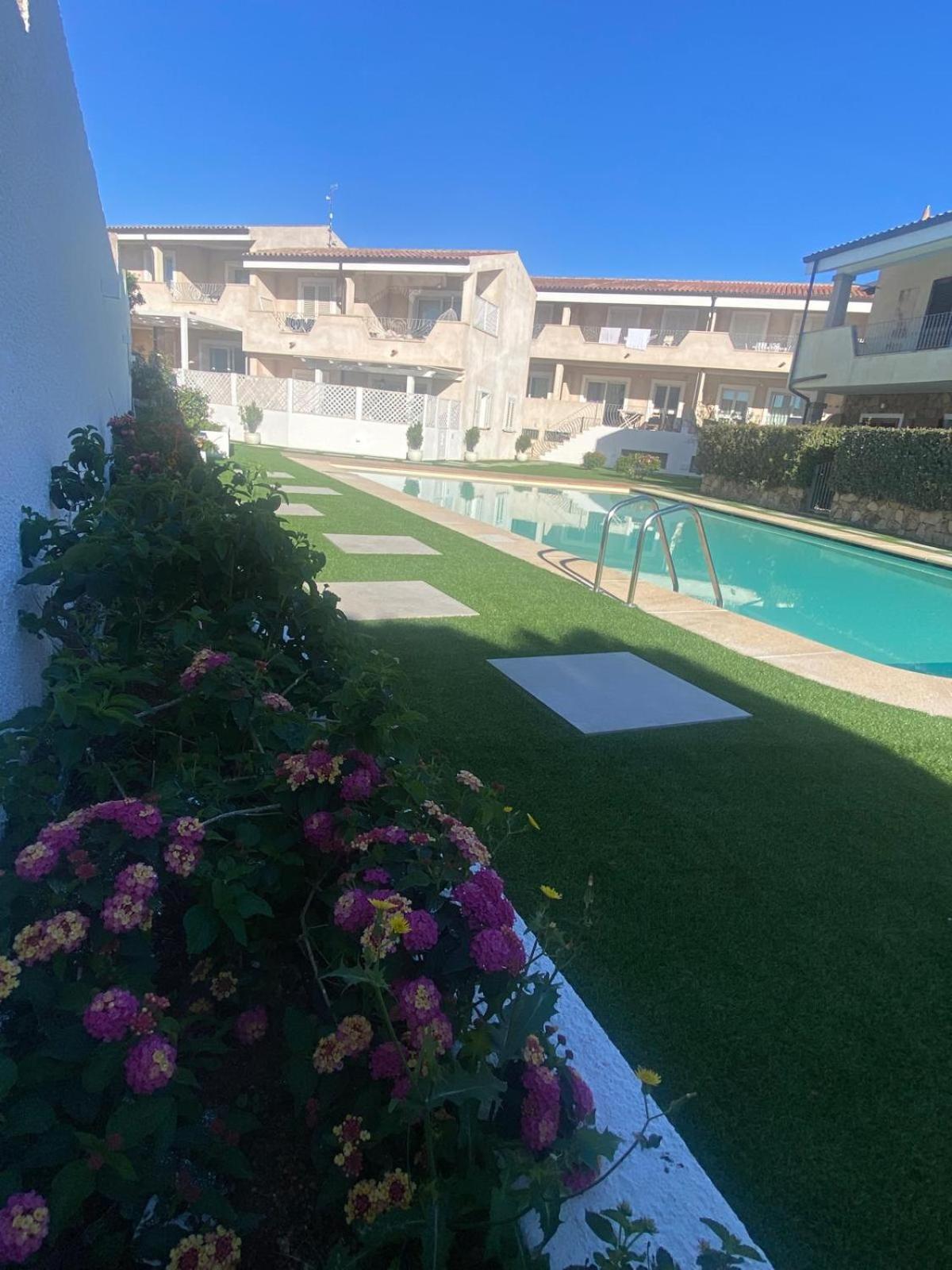 Le Perle Villa Palau Exterior photo